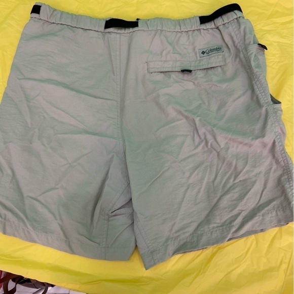 Columbia sportswear company swim trunks with adjustable belt and Velcro pockets. - Picture 2 of 5